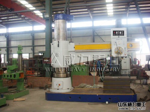 Z3080液壓搖臂鉆床車間實(shí)物